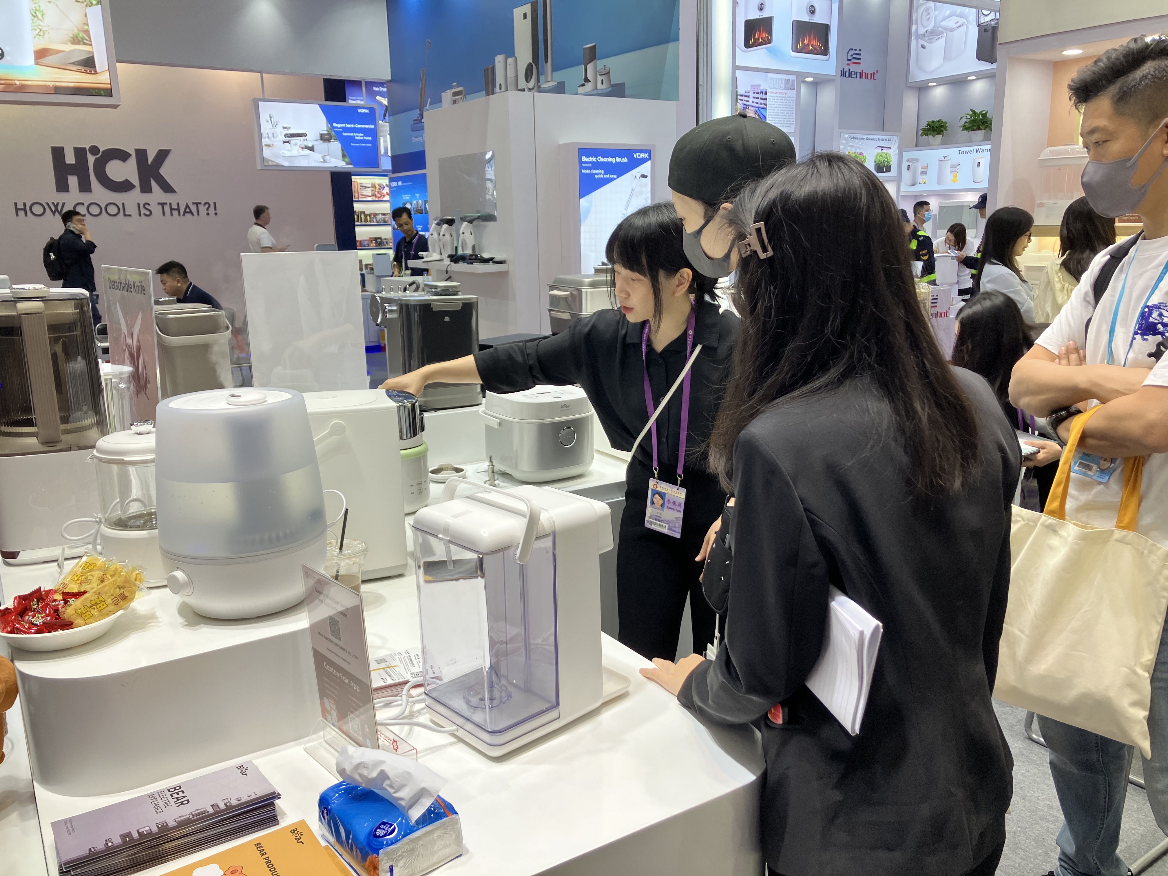 Bear Электрическое устройство завершает успешную витрину на ярмарке Canton 2025