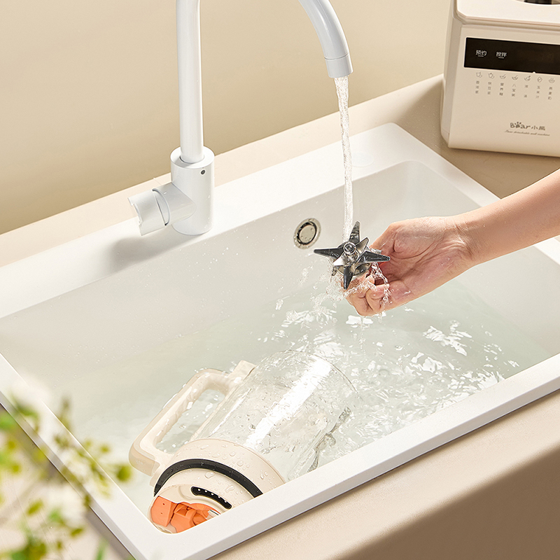 Высокоскоростный блендер со звукоизоляционным корпусом