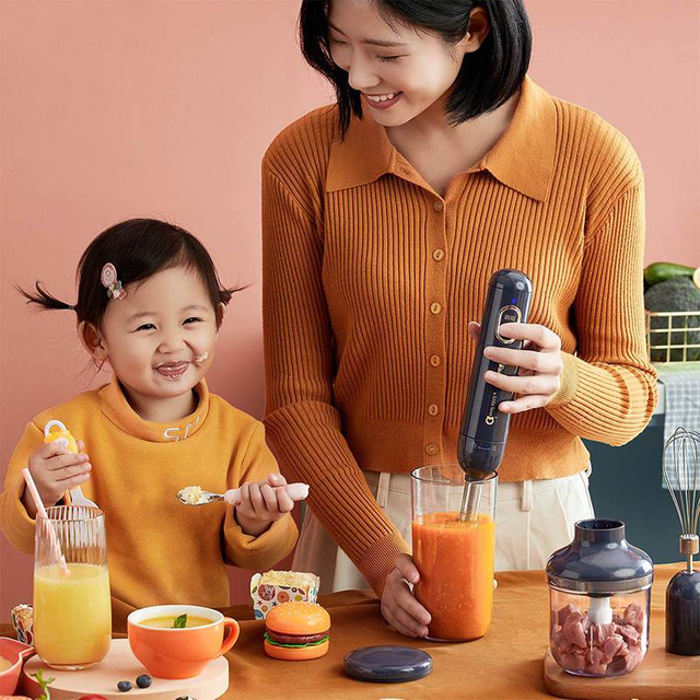 Перезаряжаемый ручной блендер